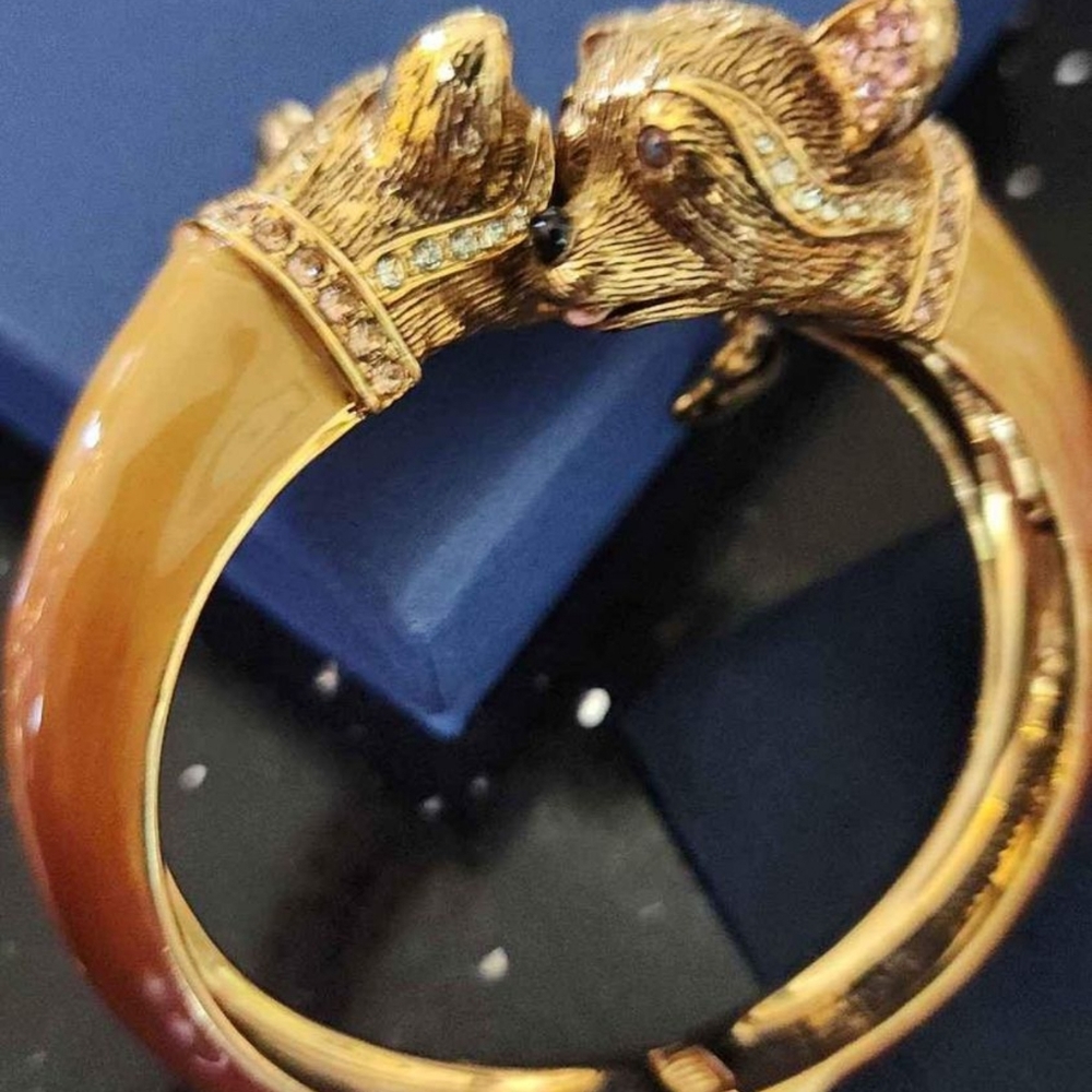 Chuiawawa Bracelet by the Bradford Exchange new & boxed